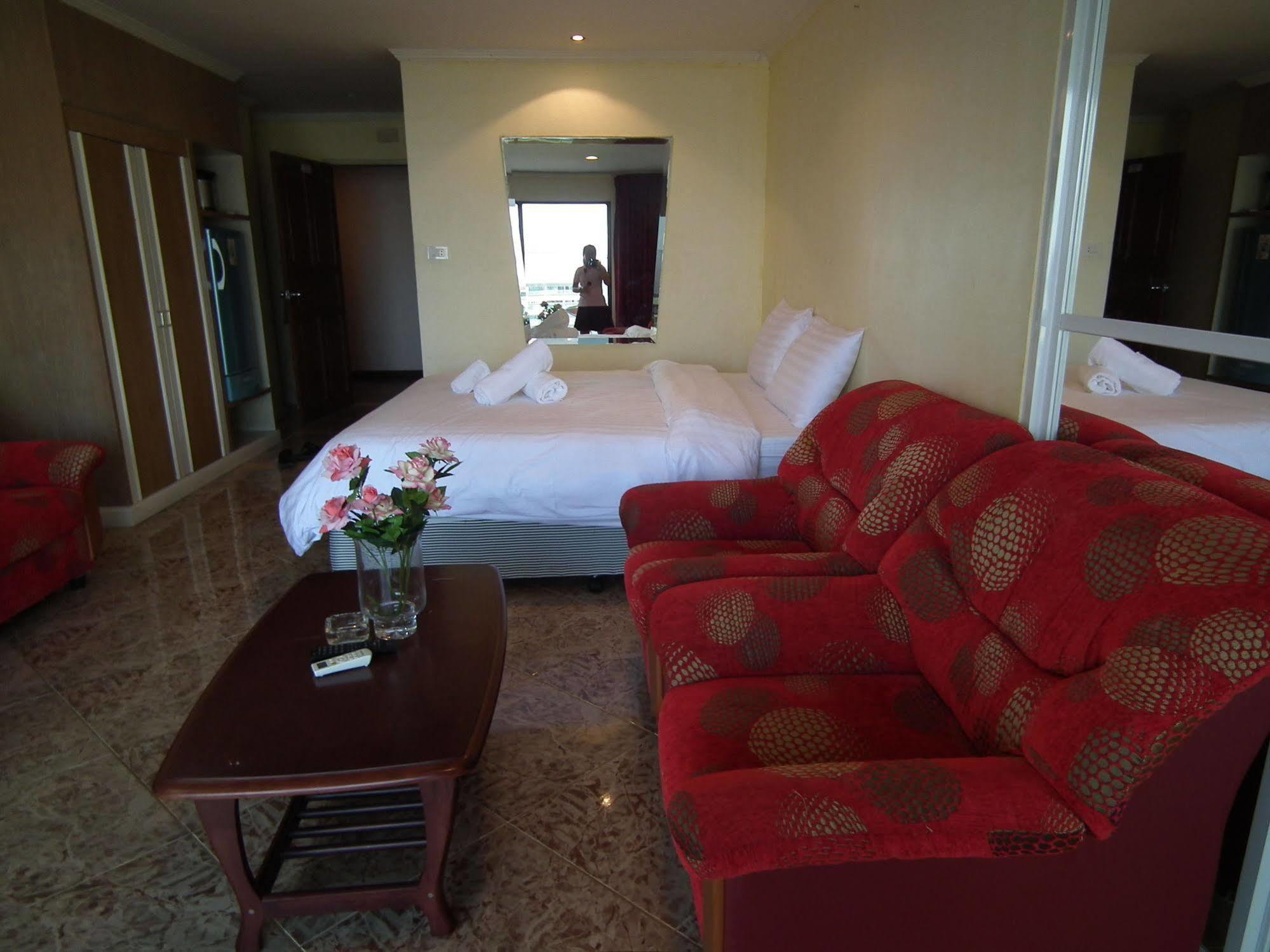 شقة Abricole At Pattaya Hill المظهر الخارجي الصورة