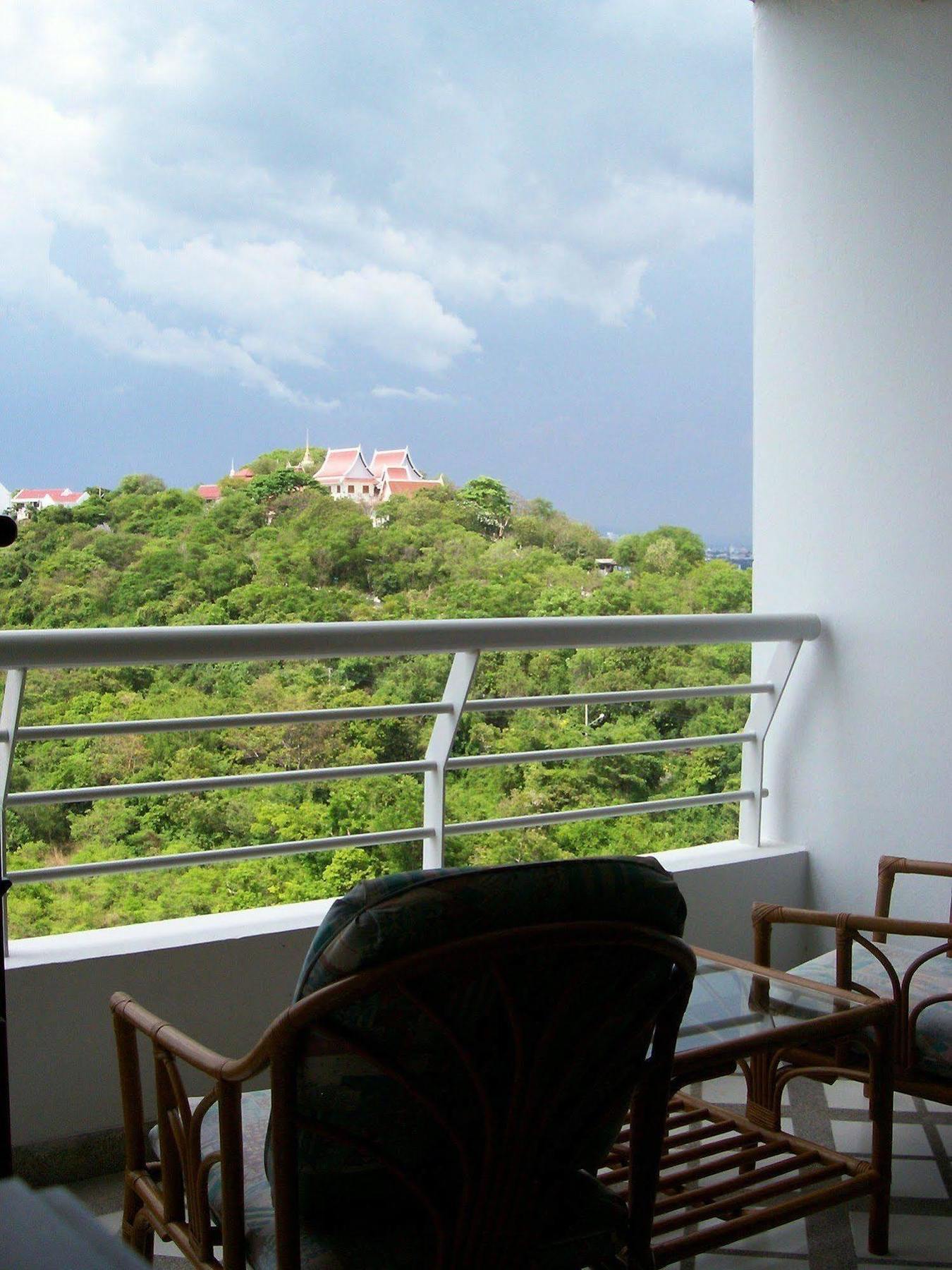 شقة Abricole At Pattaya Hill المظهر الخارجي الصورة