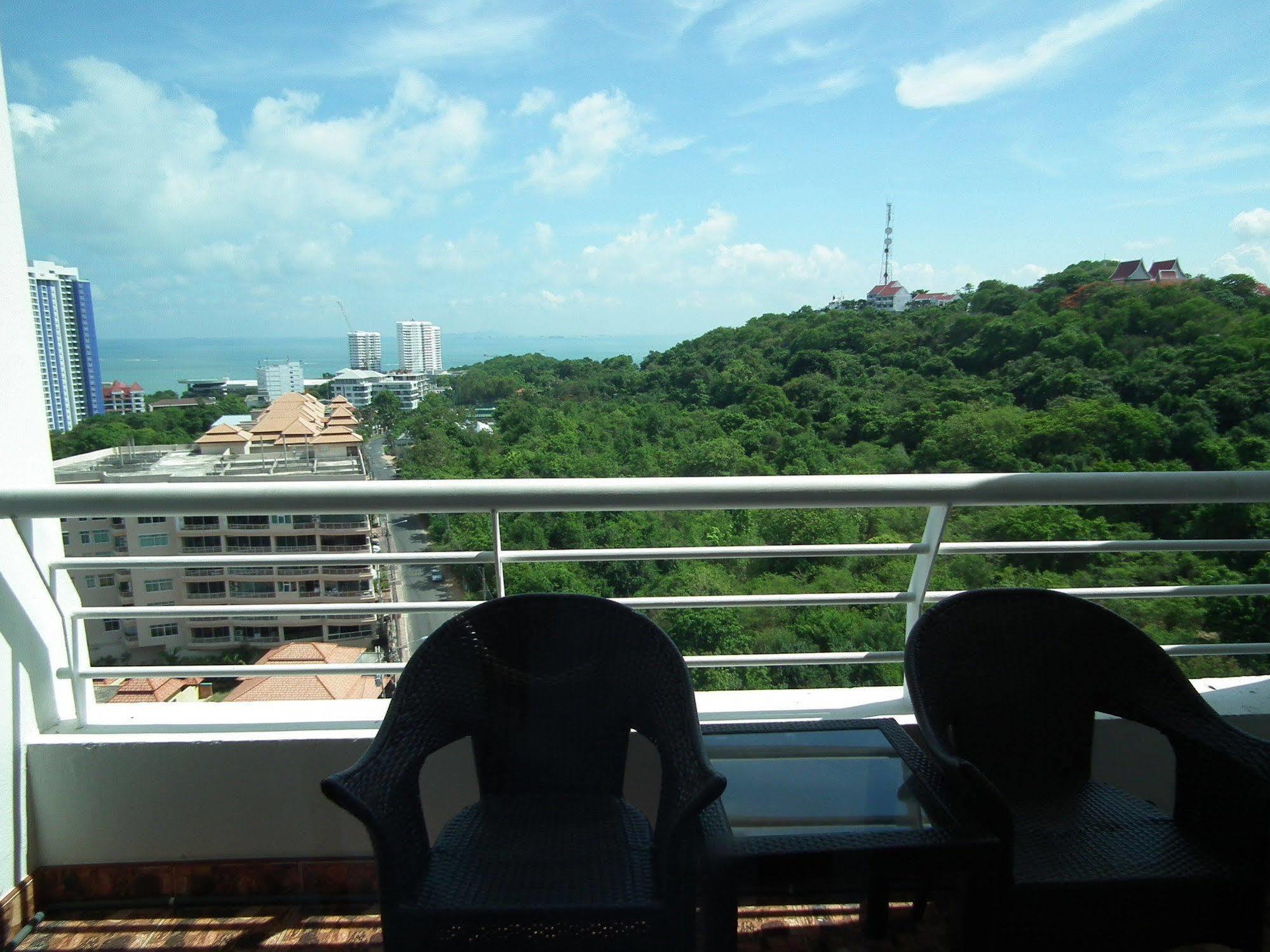 شقة Abricole At Pattaya Hill المظهر الخارجي الصورة