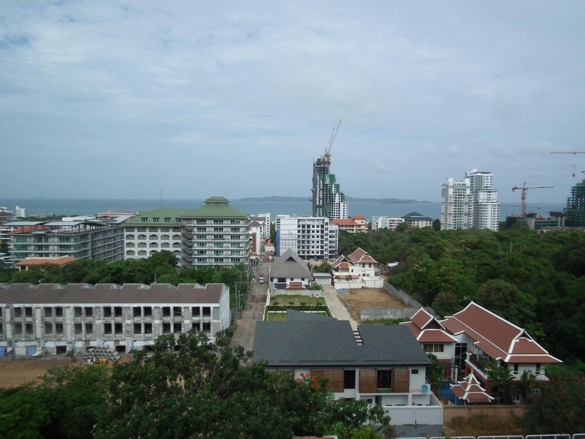 شقة Abricole At Pattaya Hill المظهر الخارجي الصورة