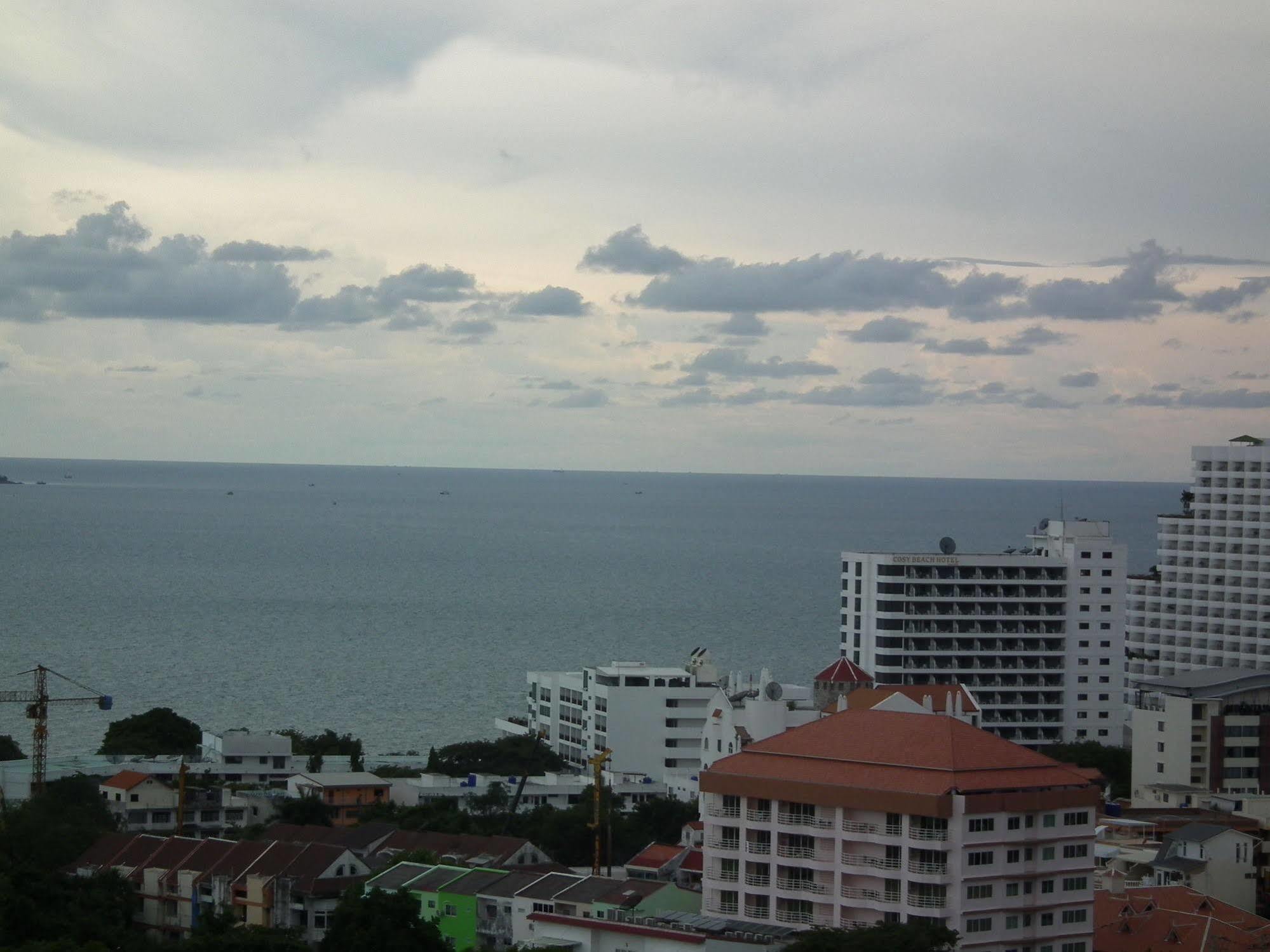 شقة Abricole At Pattaya Hill المظهر الخارجي الصورة